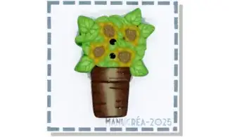 Polymer clay Button Pot of flowers N.21